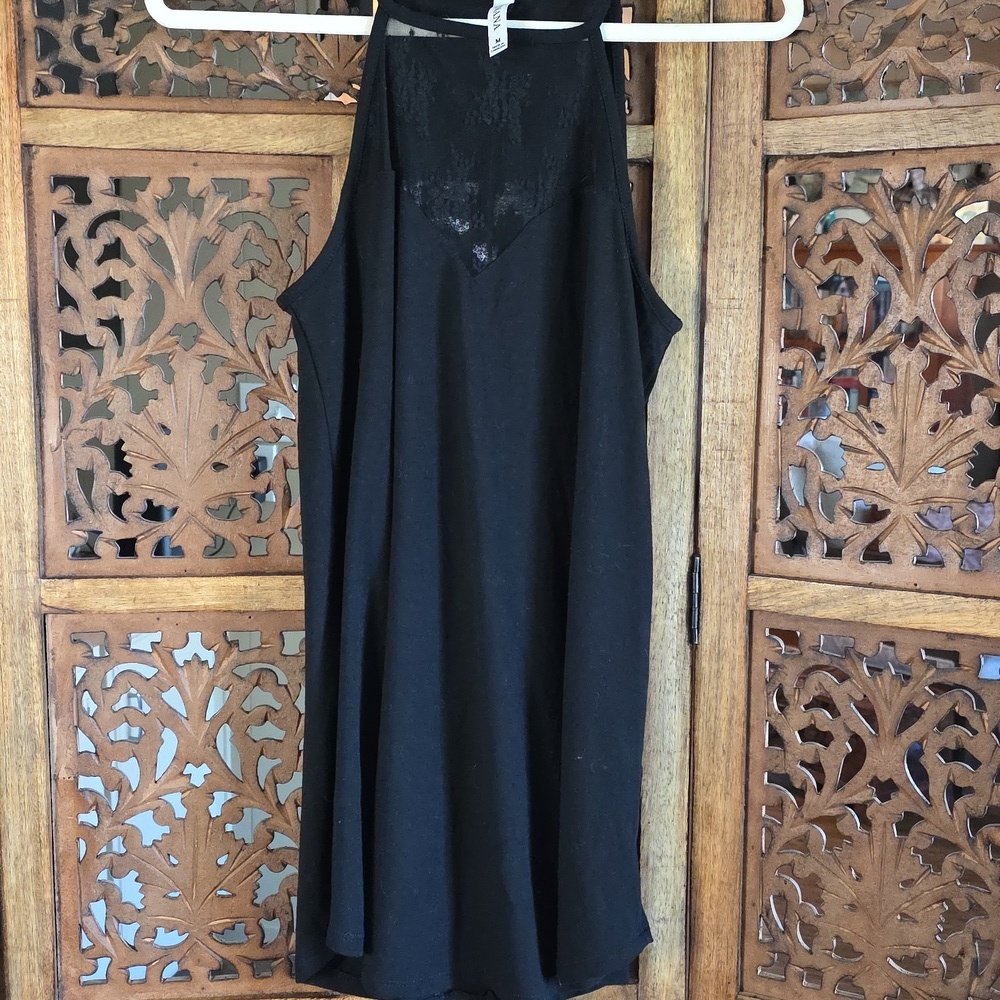 Zenana Outfitters Black Halter Tank